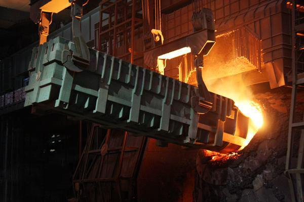 鋼鐵(tiě)産業兼(jian)并重組(zǔ)駛入快(kuai)車道