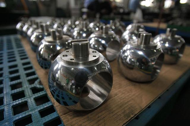 高壓偏心半(ban)球閥安裝注(zhu)事事項